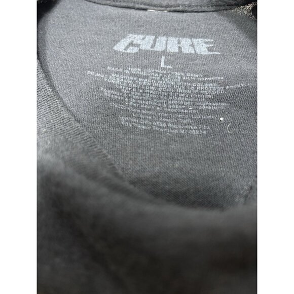 The Cure Robert Smith "In Between Days" T-Shirt 1980s Band Graphic Tee Music,GUC - Picture 6 of 7